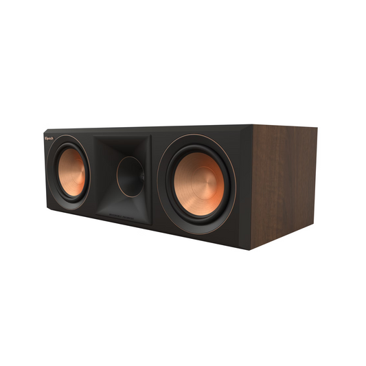 Podrobna slika Klipsch Reference Premiere RP-500C II zvočnika, ki prikazuje njegove dvojne 5,25-palčne nizkotonske enote.